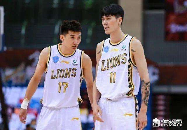 羽毛球大师赛,洞庭闪电队与三湘玄武队鏖战,VAR改判成焦点!冲刺阶段不容有失(羽毛球大师赛回放) 羽毛球大师赛,洞庭闪电队与三湘玄武队鏖战,VAR改判成焦点!冲刺阶段不容有失(羽毛球大师赛回放)